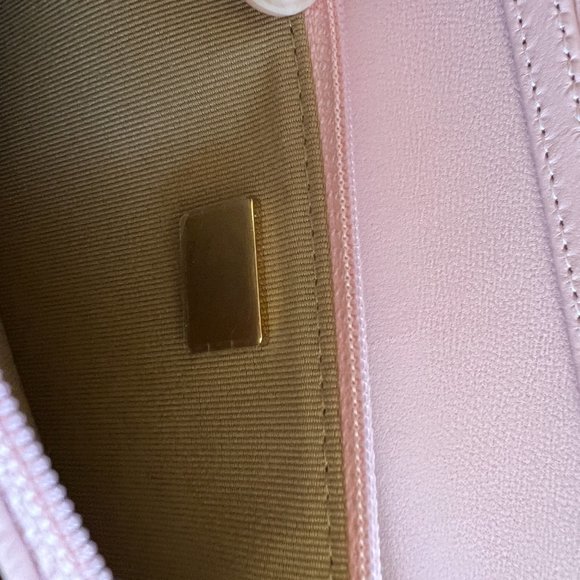 Brand new Chanel 23K light pink WOC with Pearl Crush With plastic seal - Picture 11 of 15